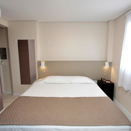 Florianópolis Belluno Apart Hotel מראה חיצוני תמונה